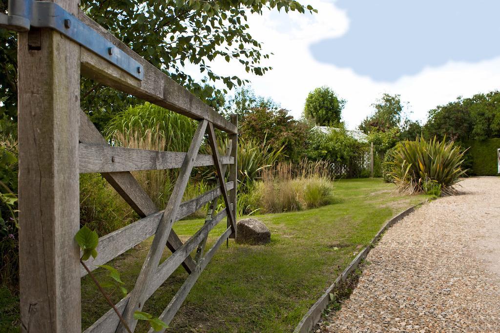 Lockgate Dairy Bed and Breakfast Chichester Exteriör bild