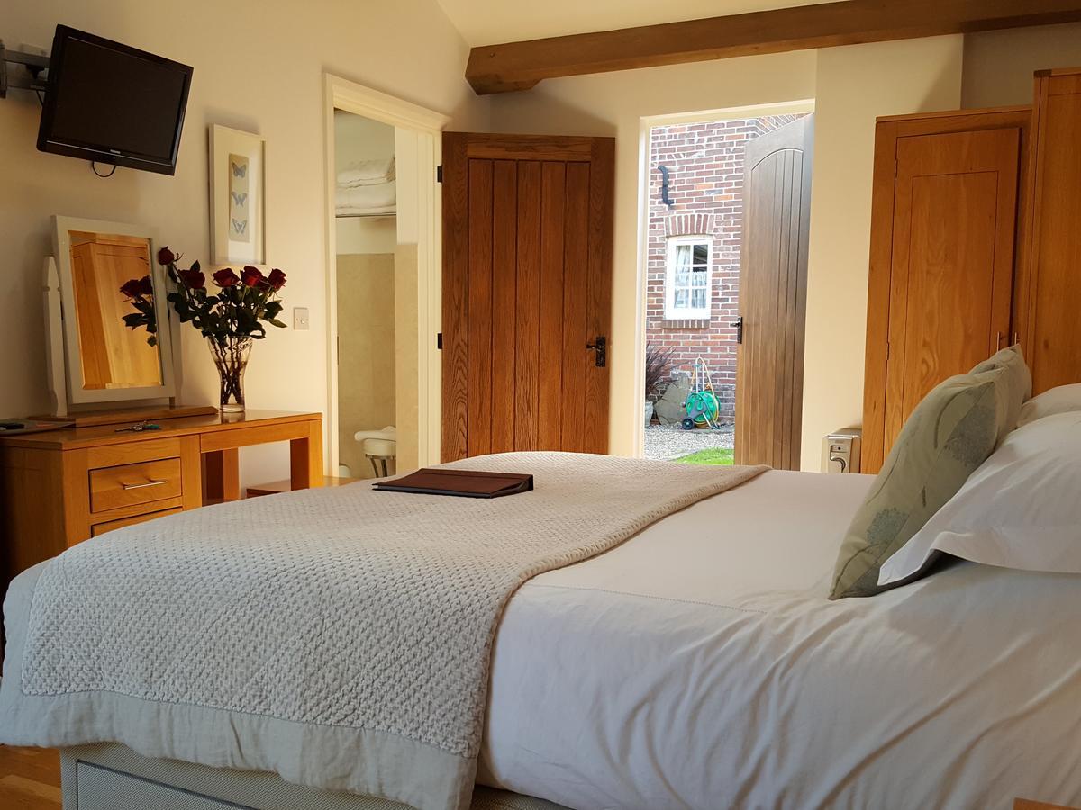 Lockgate Dairy Bed and Breakfast Chichester Exteriör bild