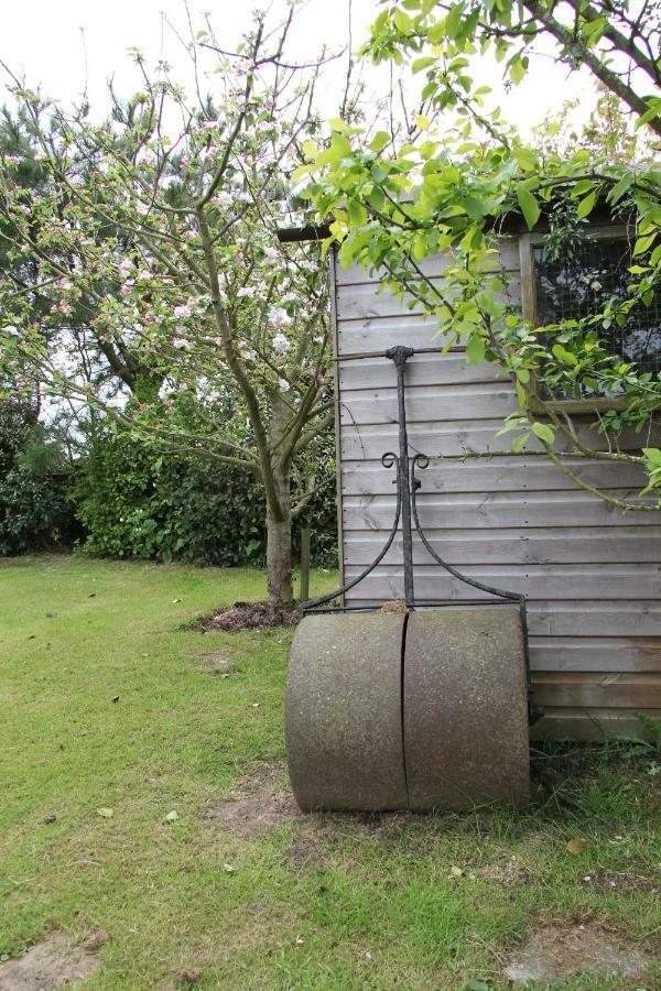 Lockgate Dairy Bed and Breakfast Chichester Exteriör bild